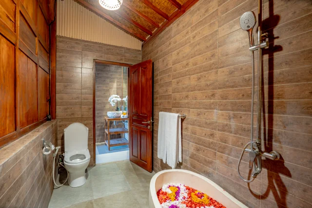 Bathroom — Insenja Ubud Tropical, Bali