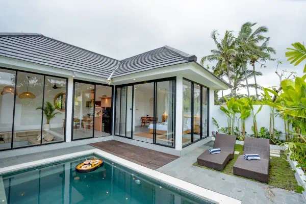 Floating breakfast — The Caka Ubud, Bali
