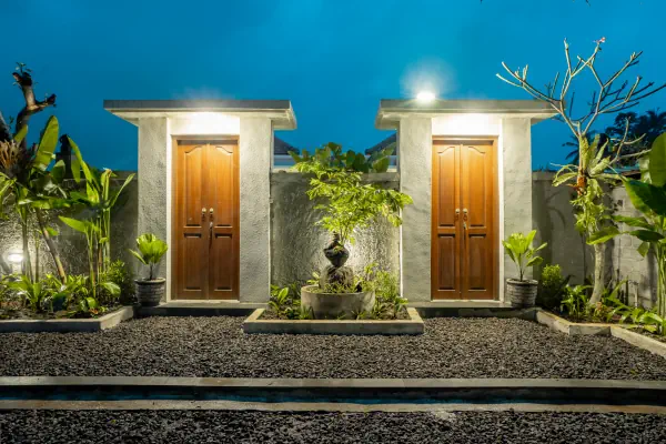 Entrance and parking — The Jatu Ubud, Bali