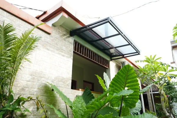Outdoor garden — The Pageh Guesthouse, Bali