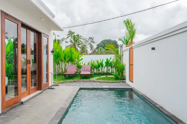 Swimming pool — The Tjindra Mata Ubud, Bali